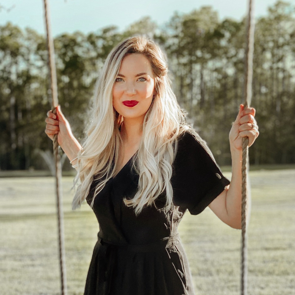 Meet your Posher, Leanna